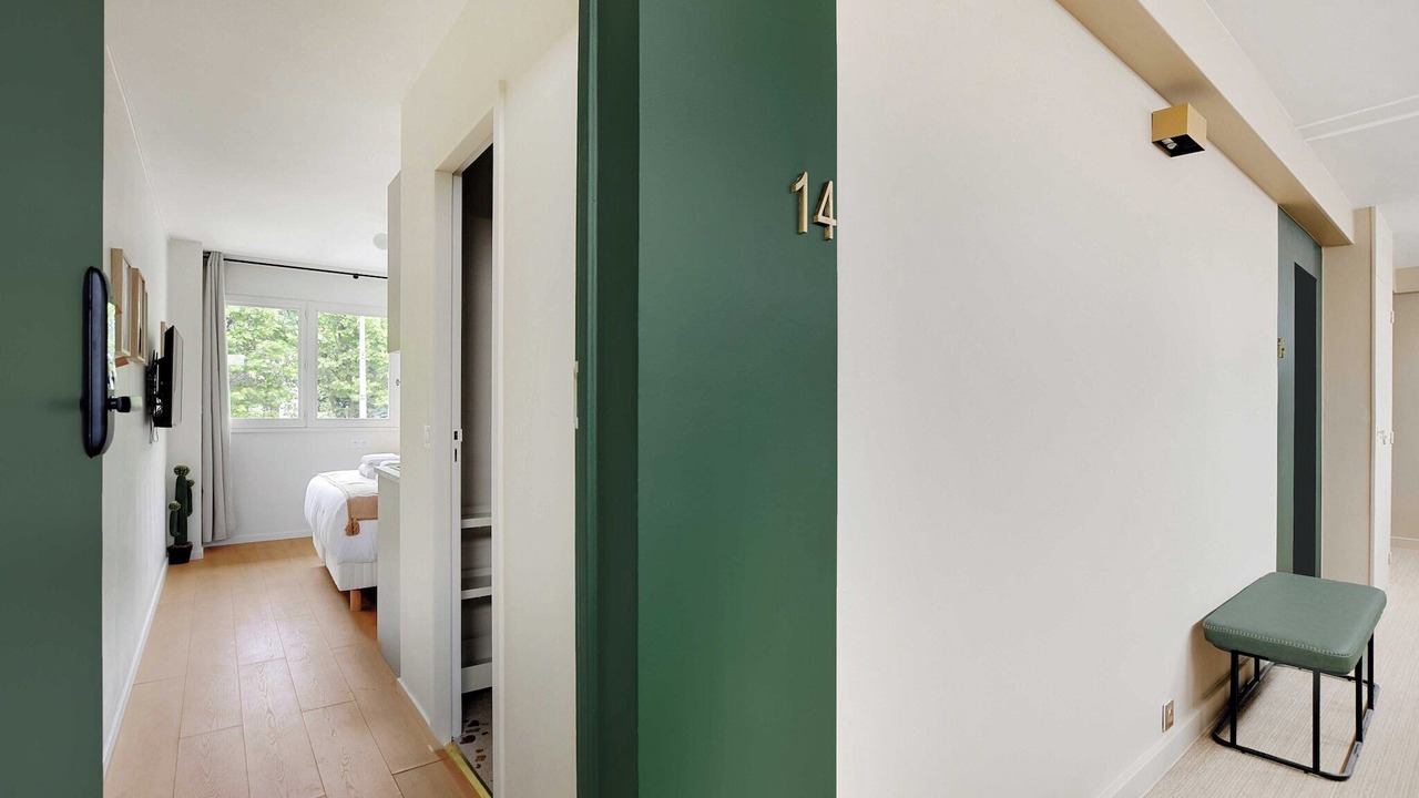 Photo of Bedroom in Meudon-la-Foret