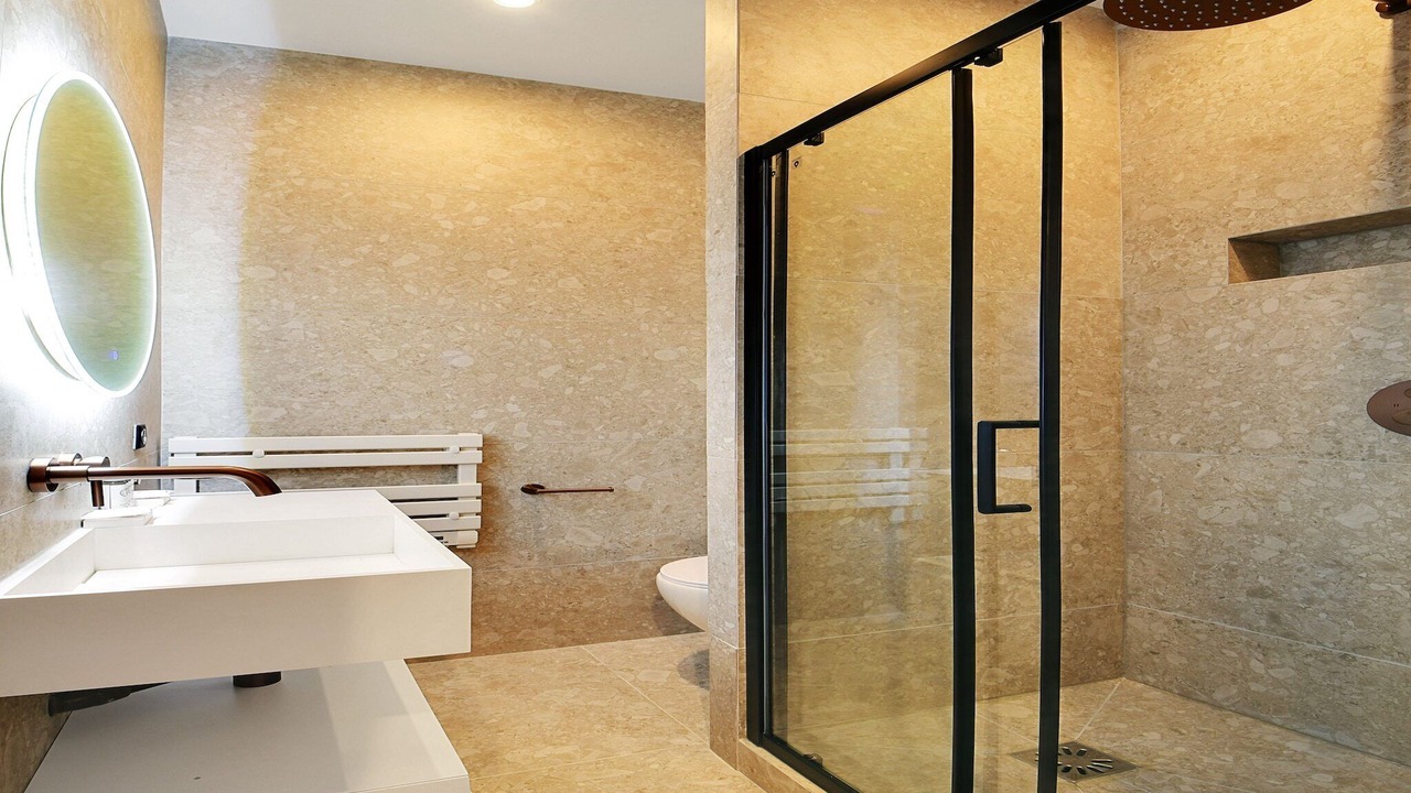 Photo of Bathroom in Auteuil