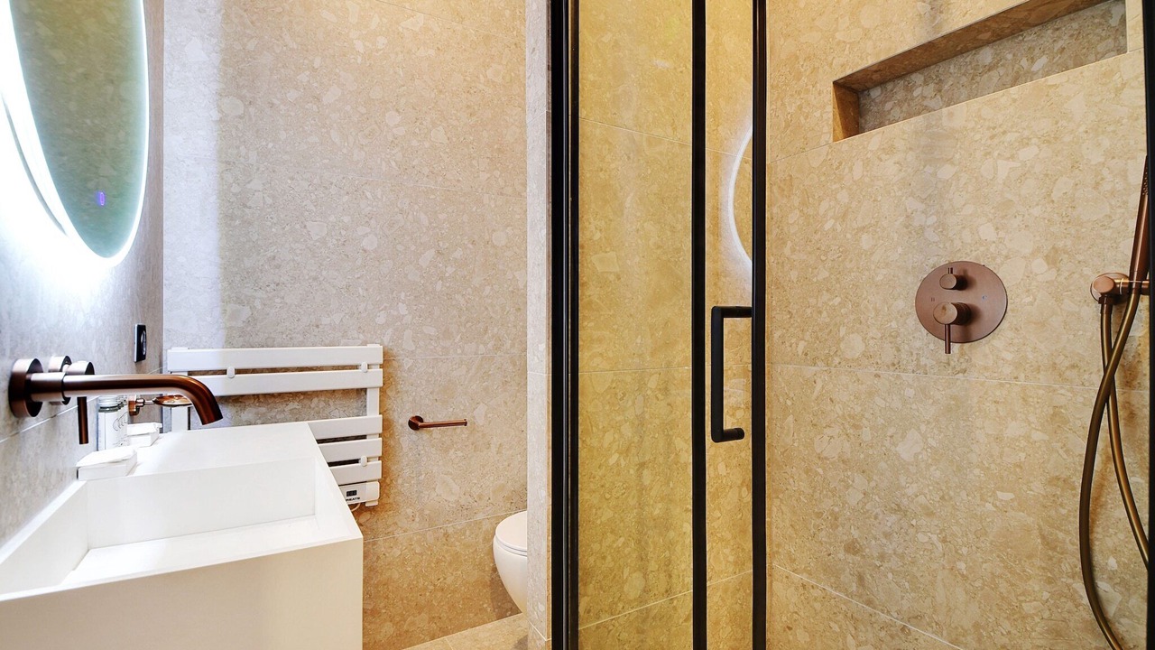 Photo of Bathroom in Auteuil