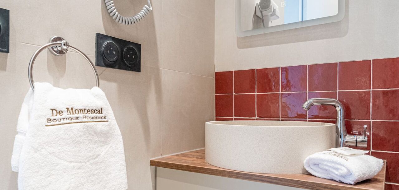 Photo of Bathroom in Notre-Dame-des-Champs