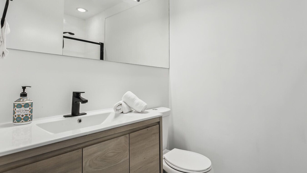 Photo of Bathroom in Yorkville