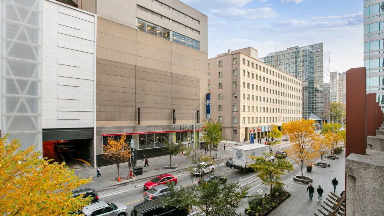 Photo of Outdoor in Yorkville