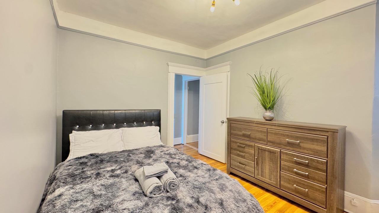 Photo of Bedroom in Weehawken