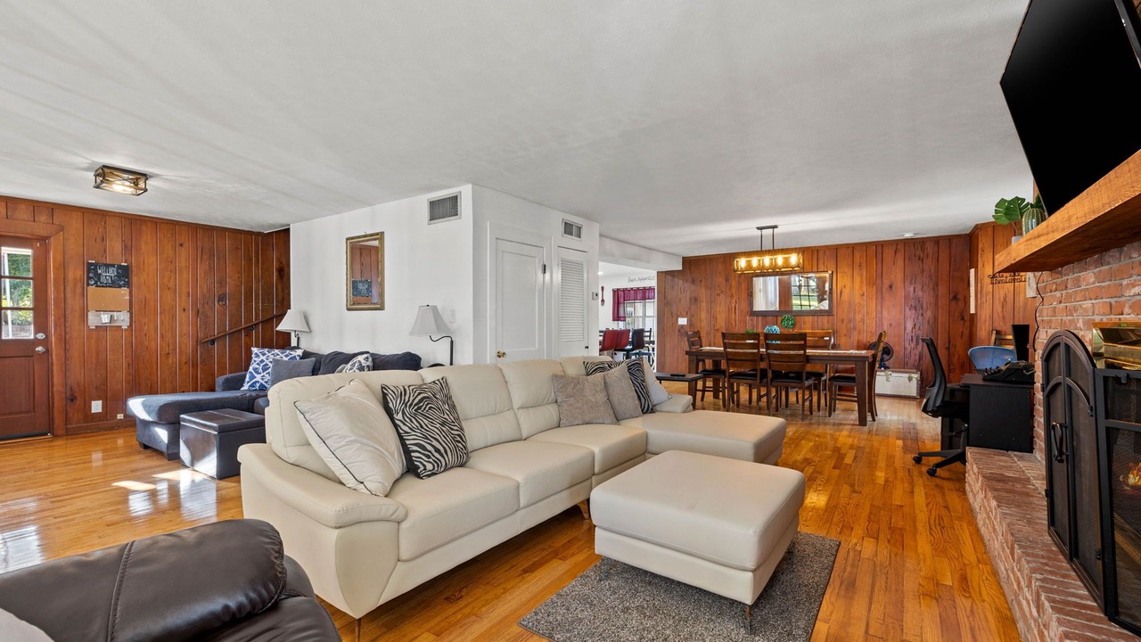 Photo of Livingroom in Lake Magdalene