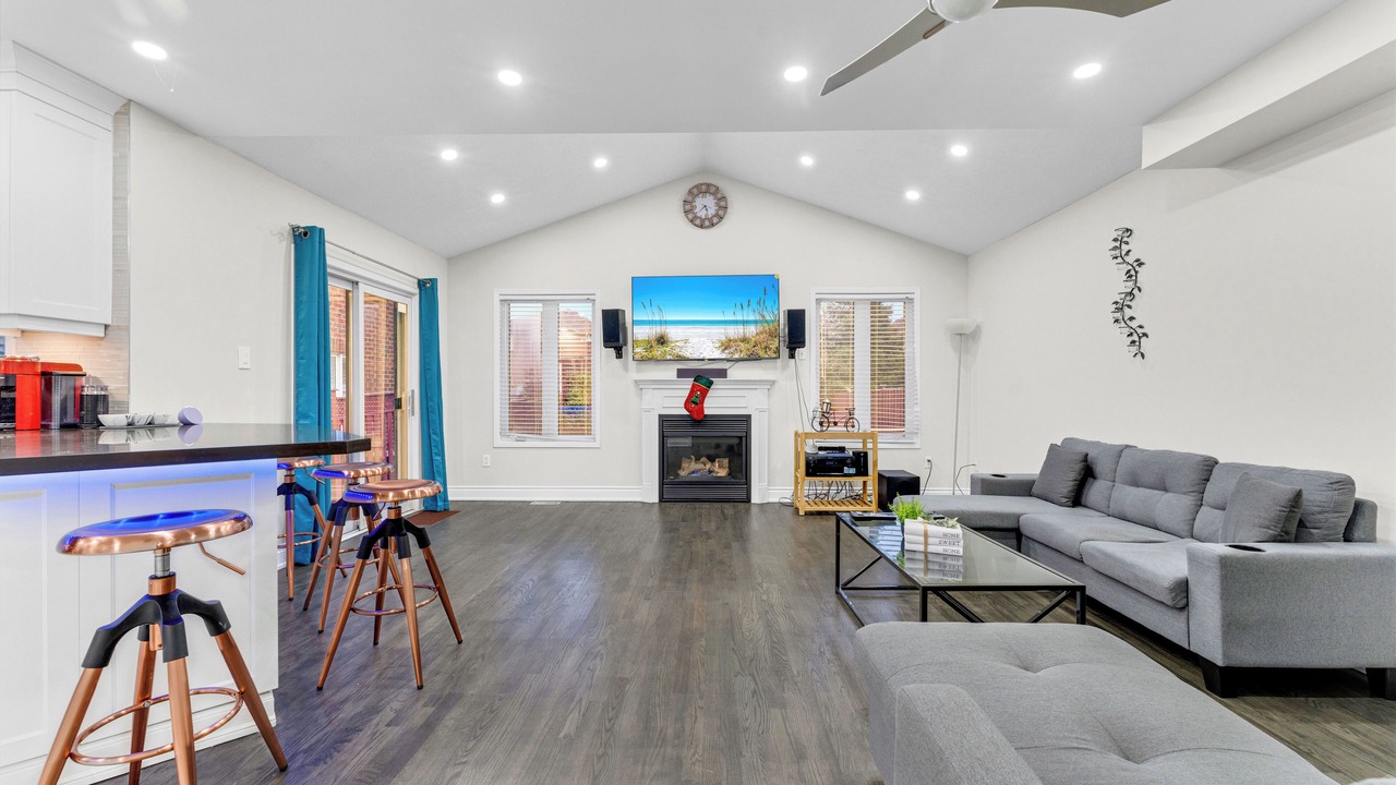 Photo of Livingroom in Lisgar