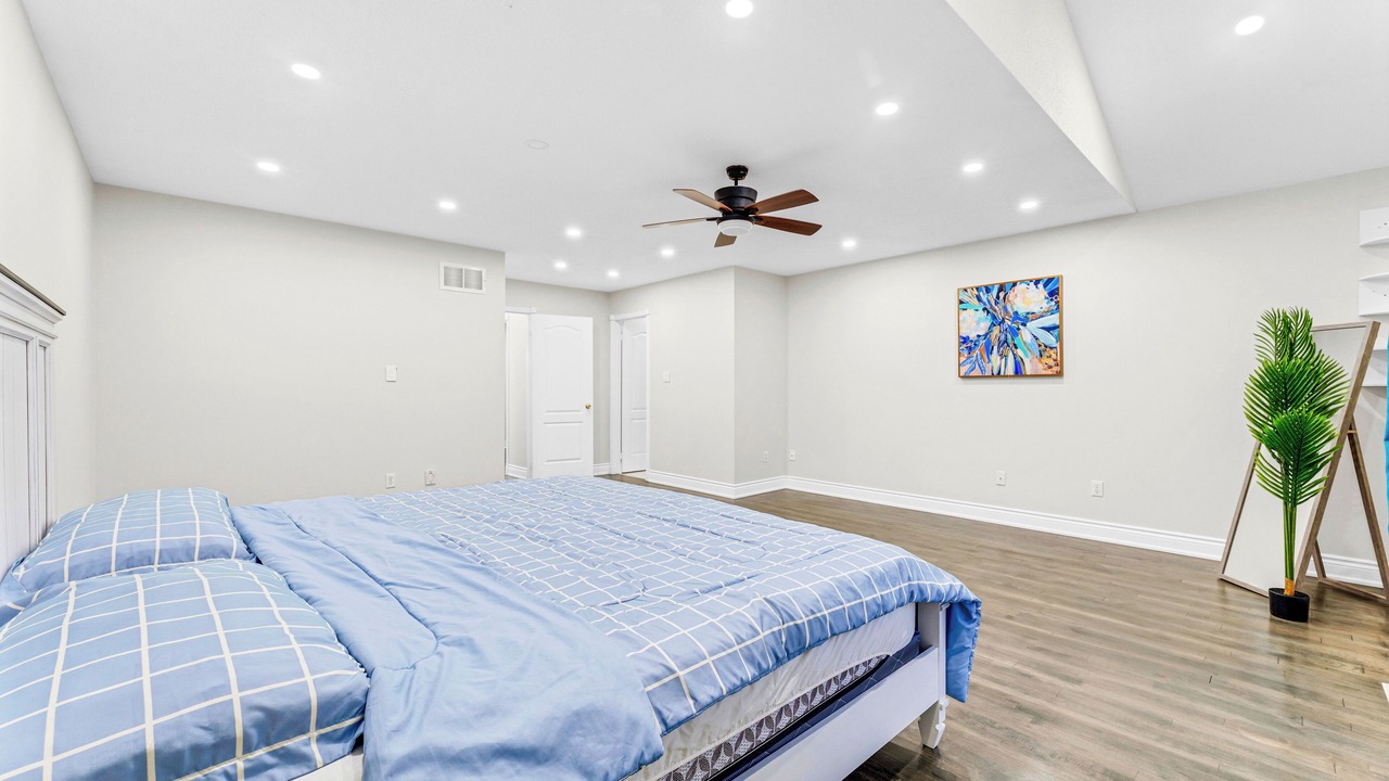 Photo of Bedroom in Lisgar