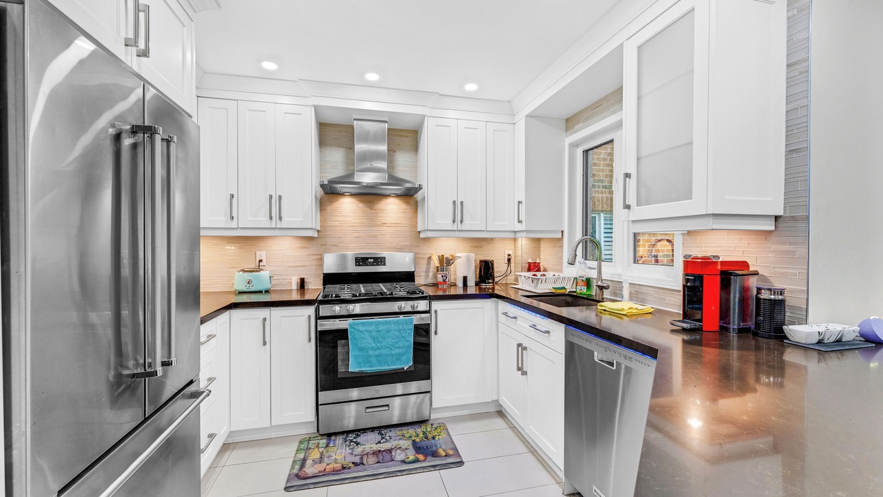 Photo of Kitchen in Lisgar