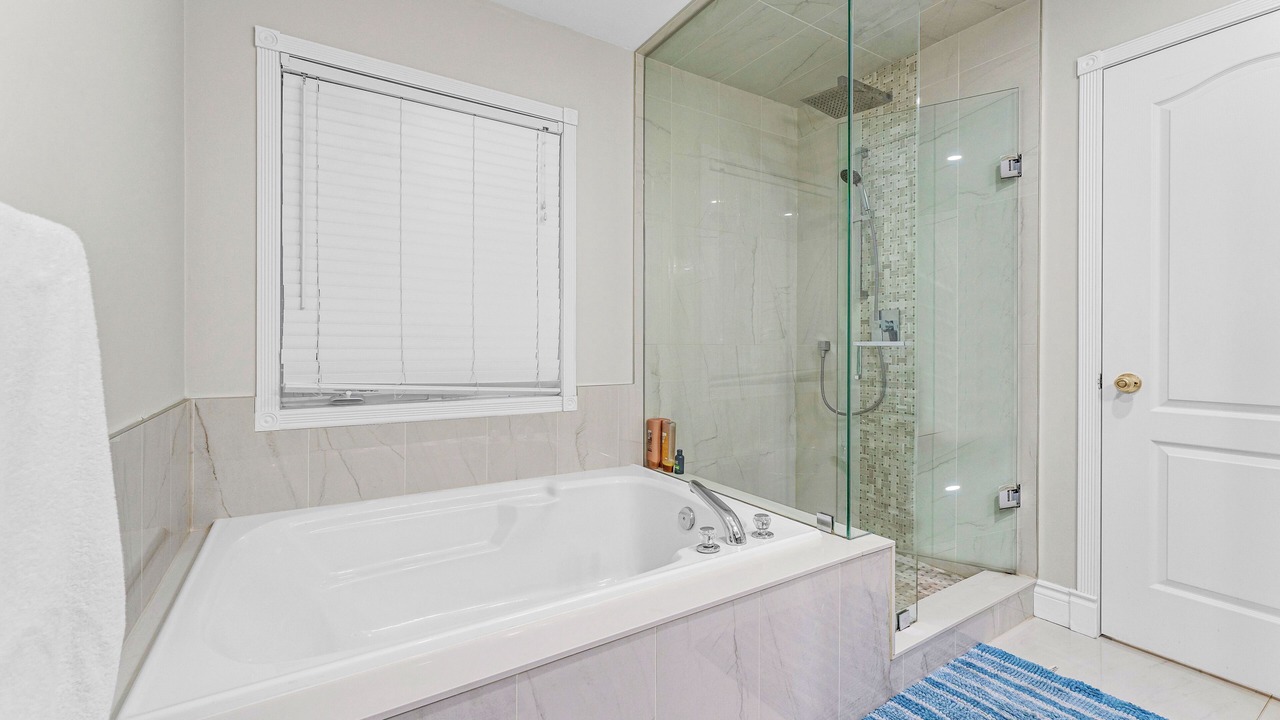 Photo of Bathroom in Lisgar