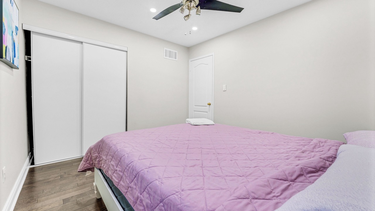 Photo of Bedroom in Lisgar