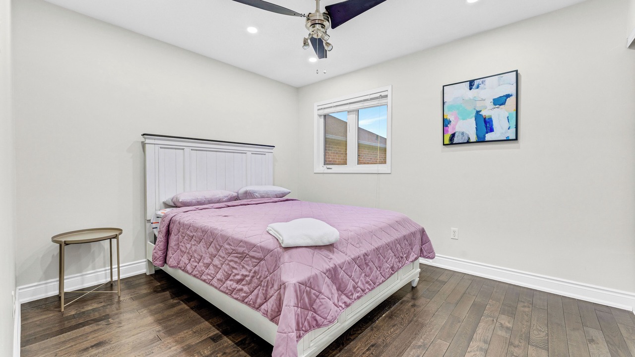 Photo of Bedroom in Lisgar