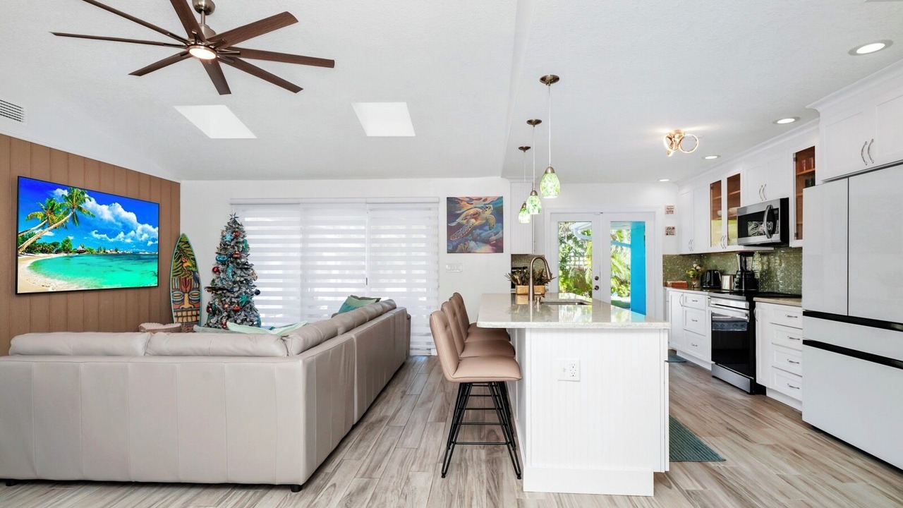 Photo of Livingroom in Port Canaveral