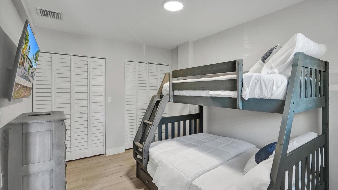 Photo of Bedroom in North Miami Beach