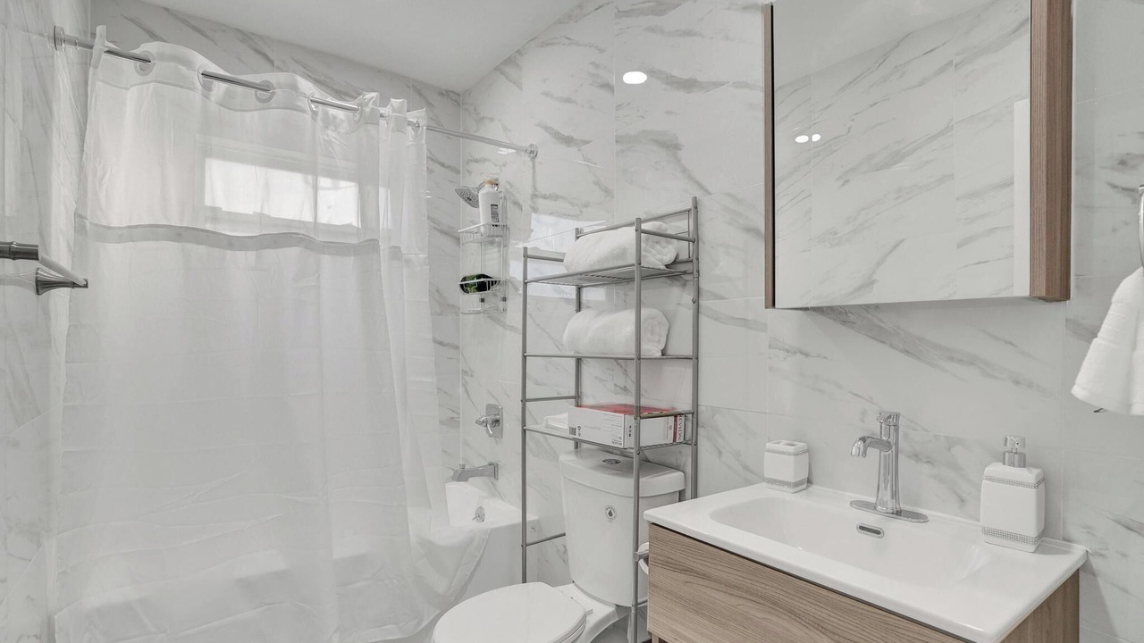 Photo of Bathroom in North Miami Beach