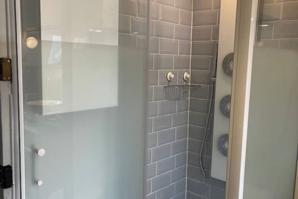 Photo of Bathroom in Quartier de la Chapelle