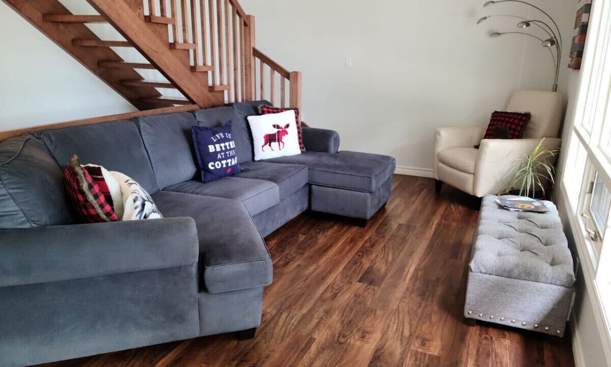 Photo of Livingroom in Gravenhurst