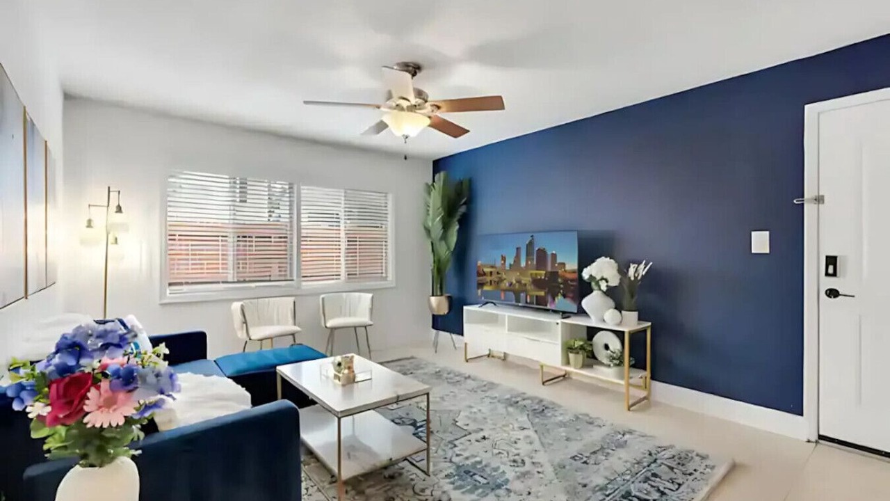 Photo of Livingroom in Bayshore Gardens