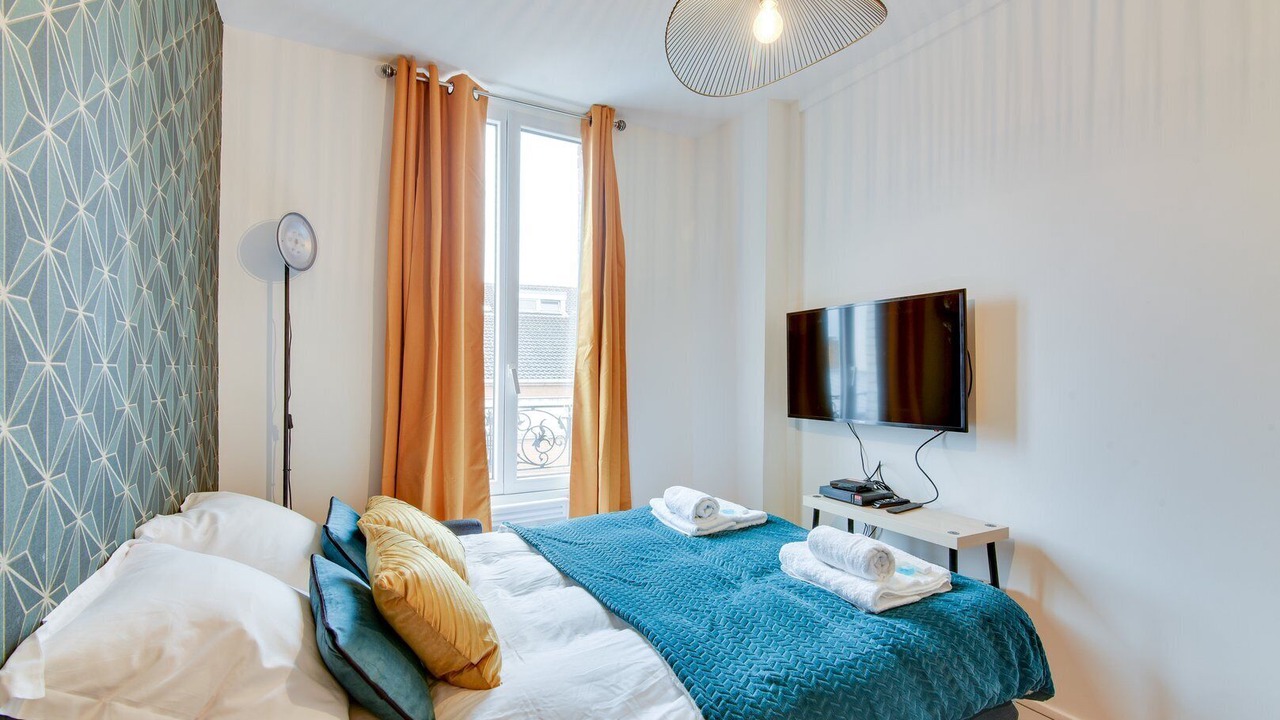 Photo of Bedroom in Bagnolet