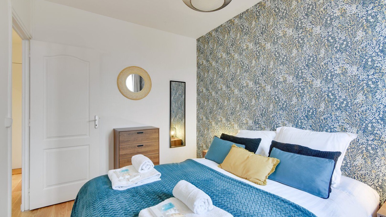 Photo of Bedroom in Bagnolet