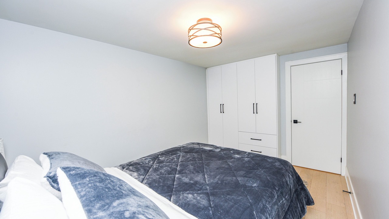 Photo of Bedroom in Erin Mills