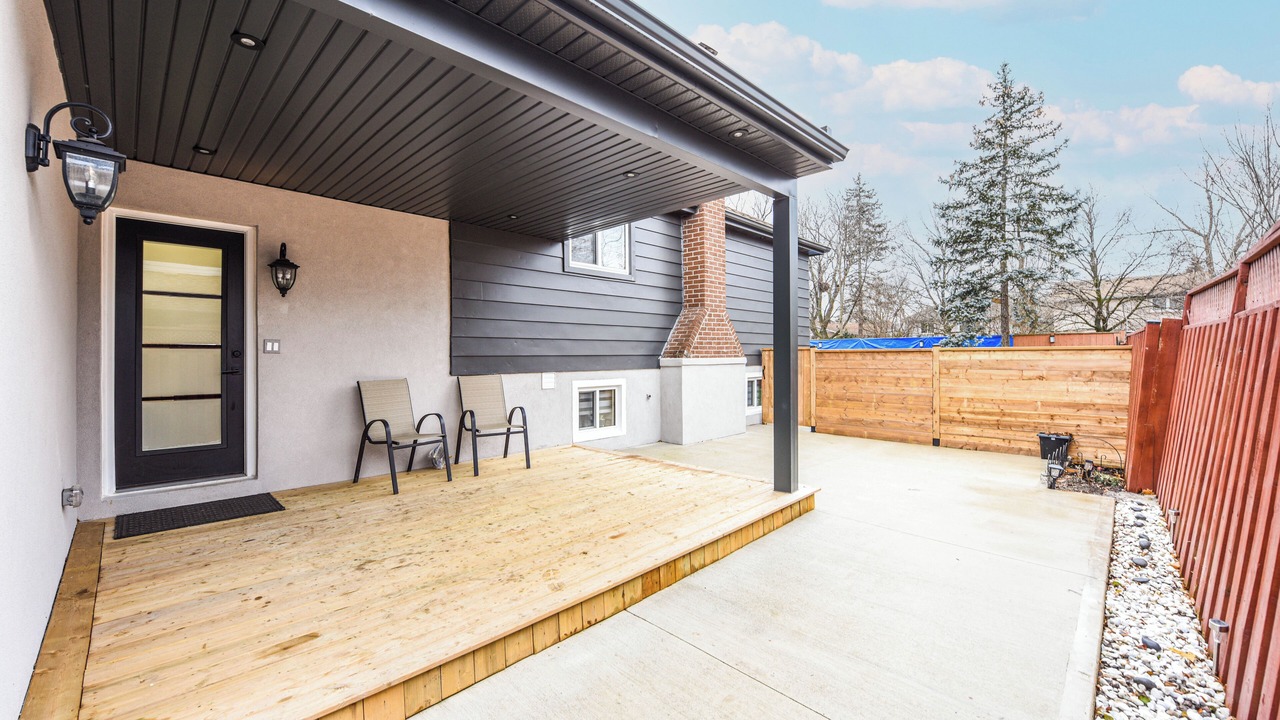 Photo of Patio Balcony in Erin Mills