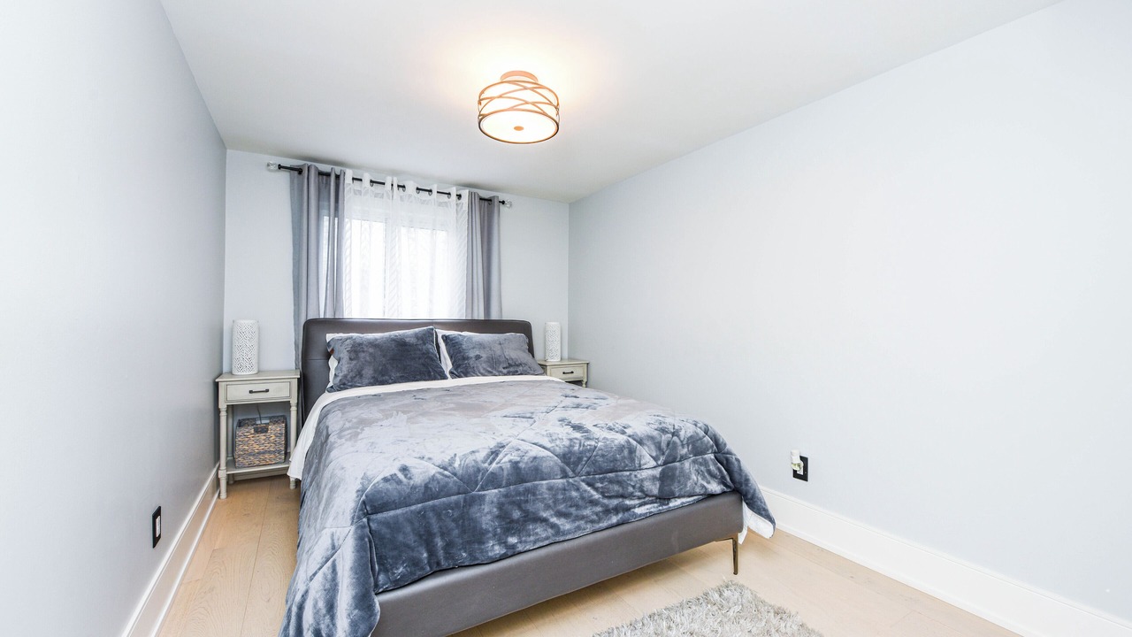Photo of Bedroom in Erin Mills