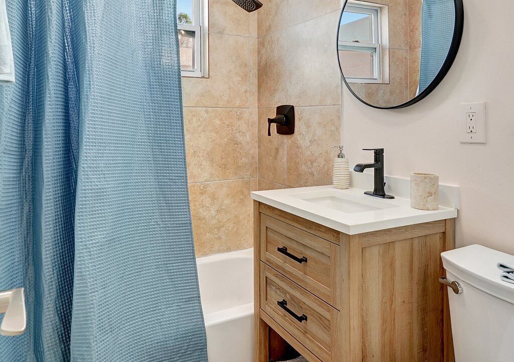 Photo of Bathroom in East Naples
