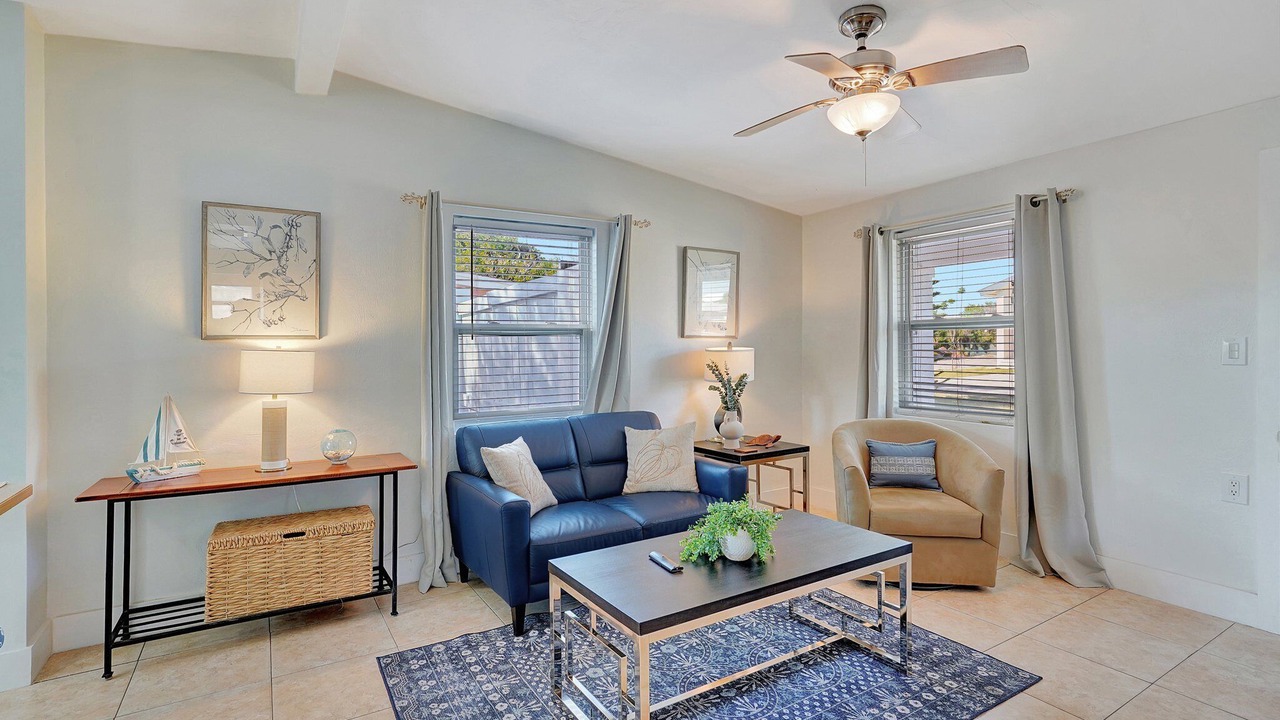 Photo of Livingroom in East Naples