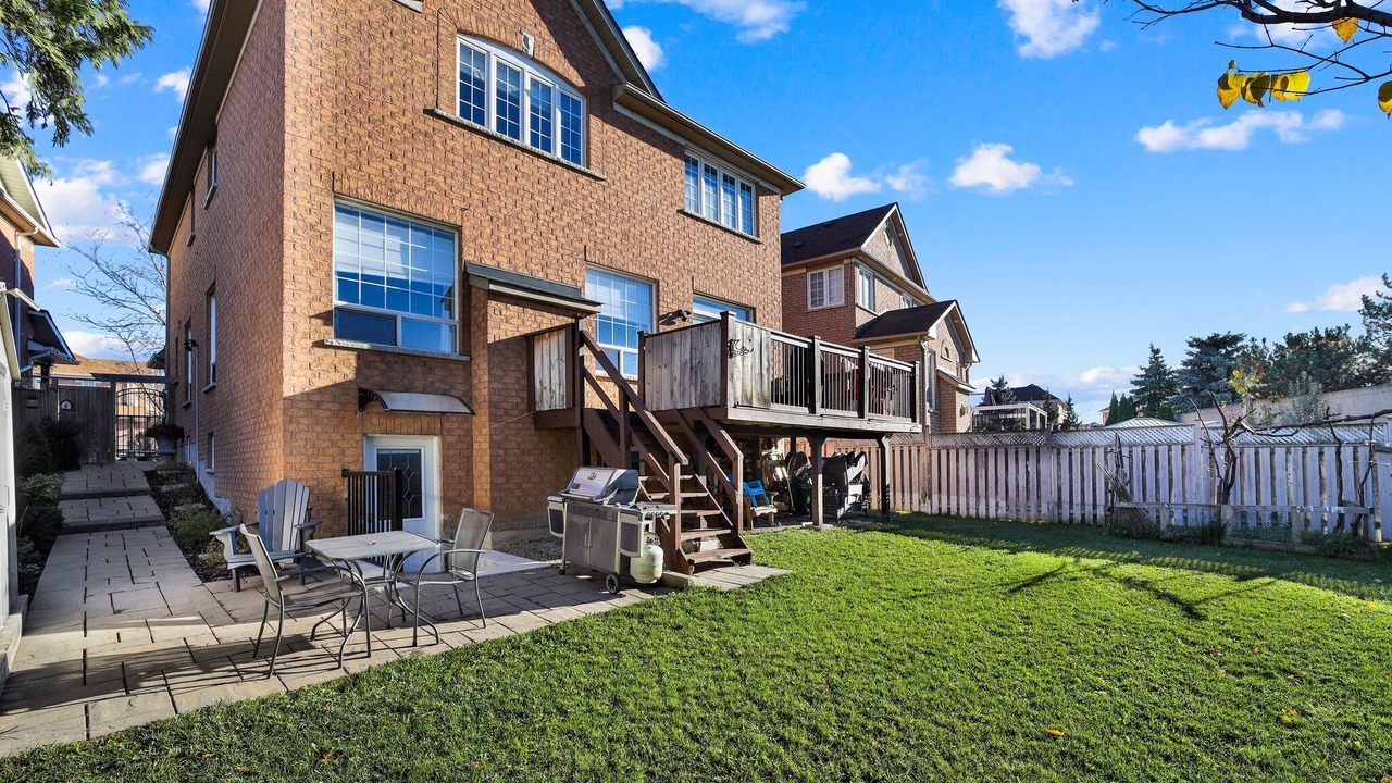 Photo of Outdoor in Brampton