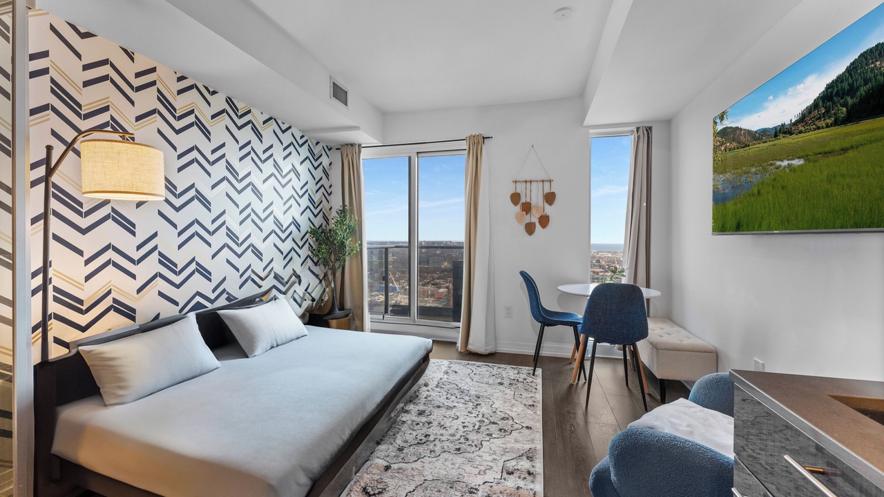 Photo of Bedroom in Garden District