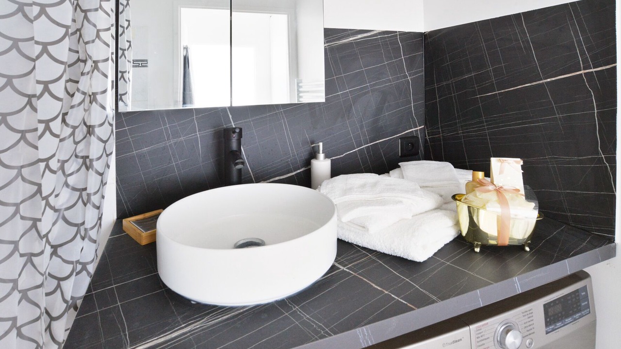 Photo of Bathroom in Magny-le-Hongre