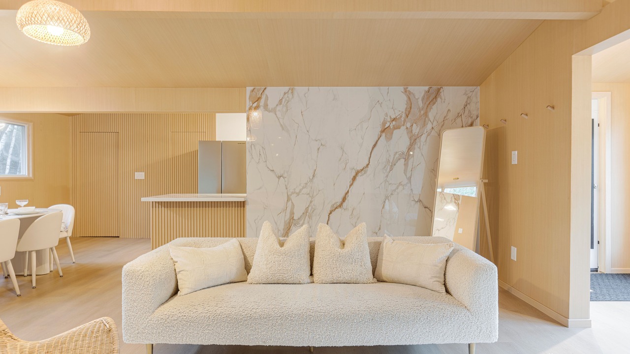 Photo of Livingroom in Bracebridge