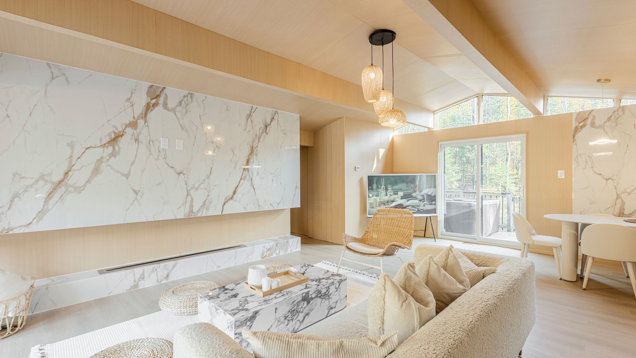 Photo of Livingroom in Bracebridge