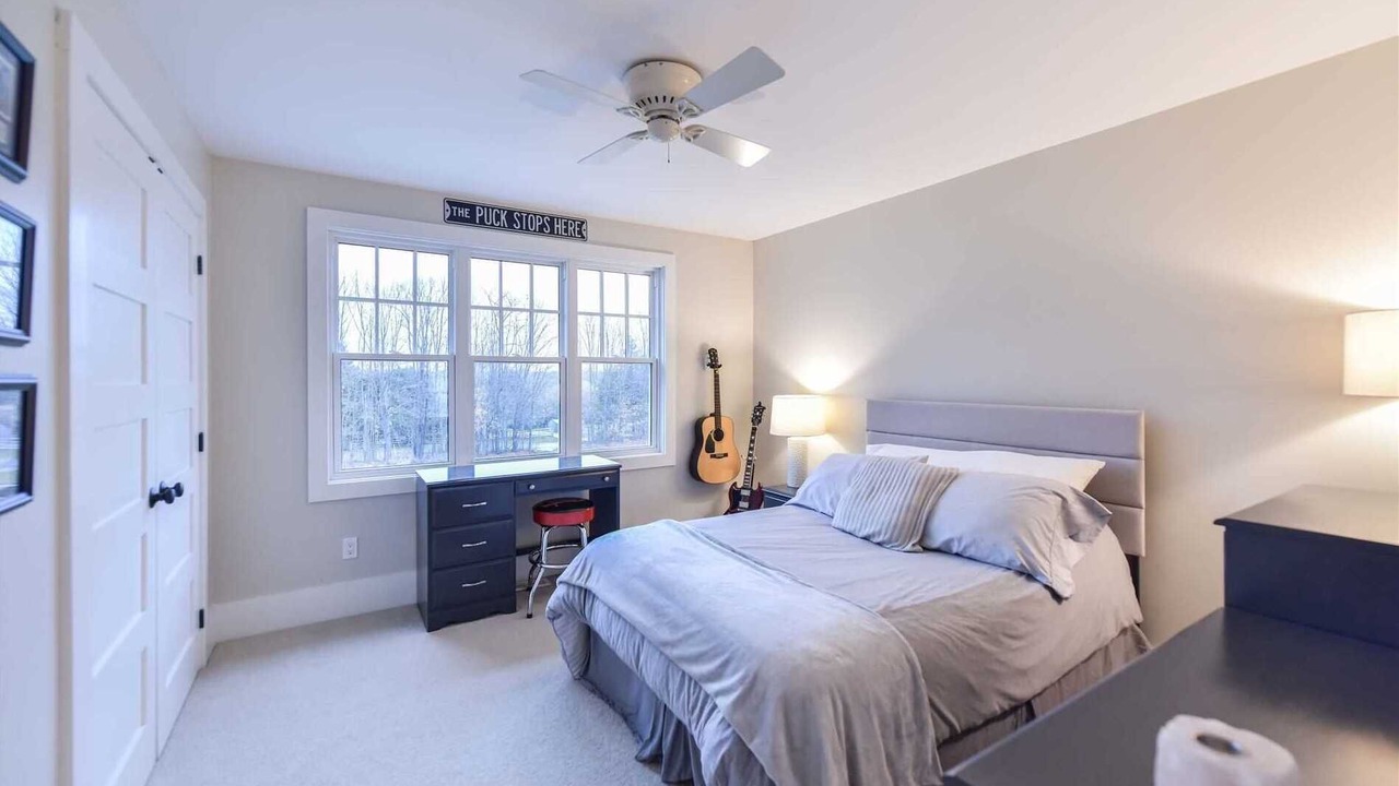 Photo of Bedroom in Oro-Medonte