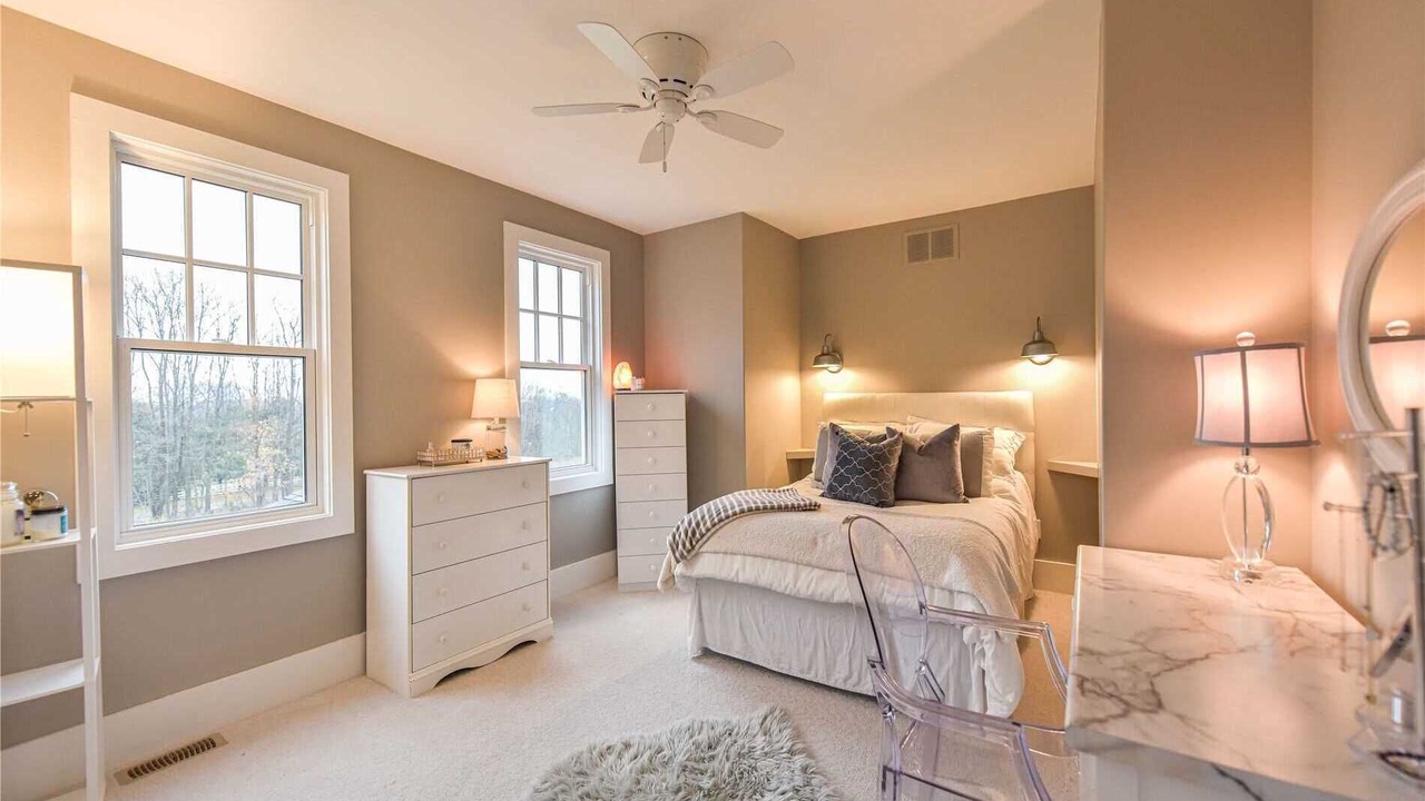 Photo of Bedroom in Oro-Medonte
