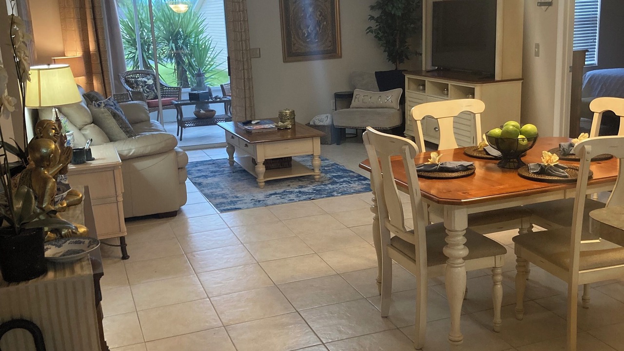 Photo of Livingroom in Duval