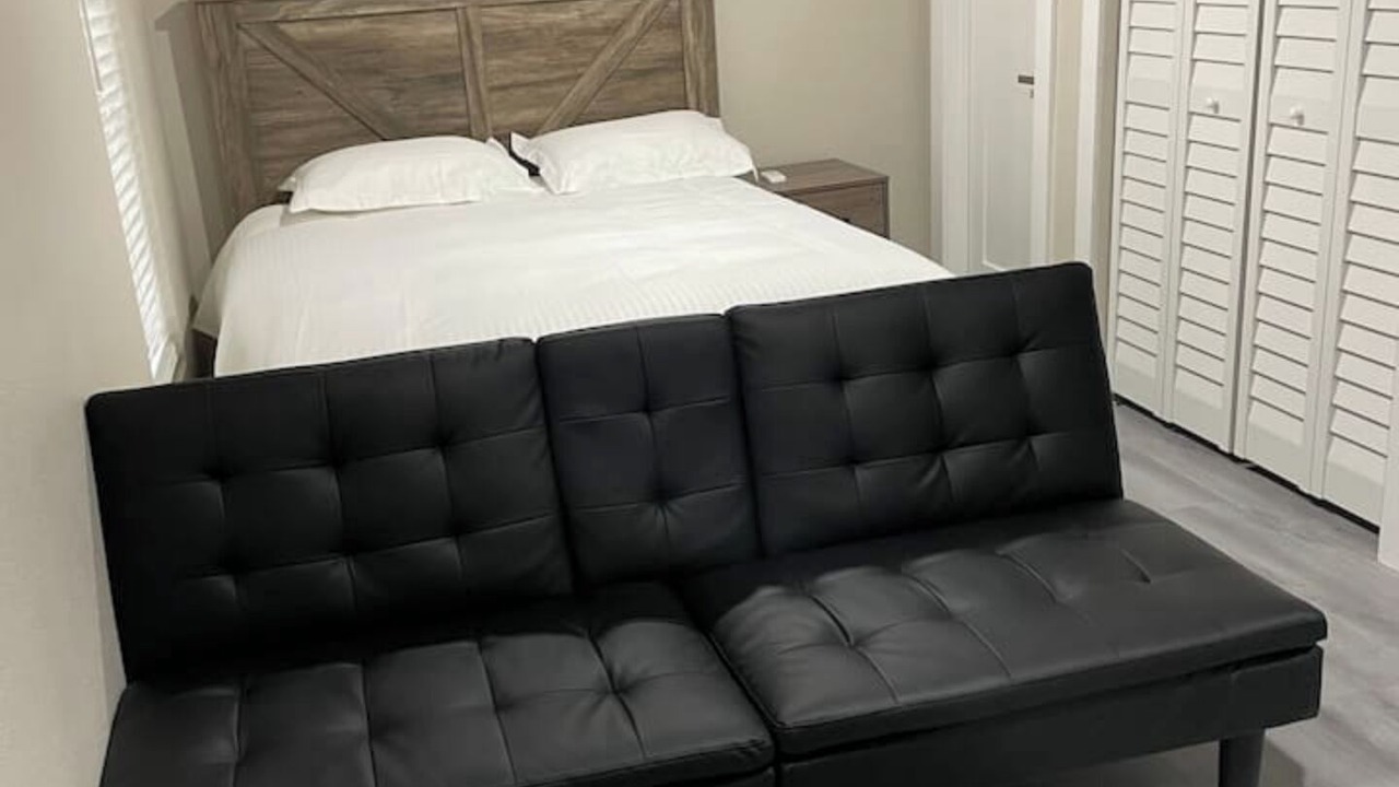 Photo of Bedroom in Winter Garden