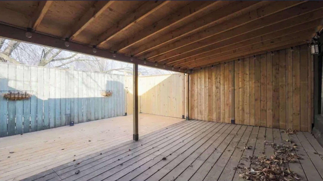 Photo of Outdoor in Leslieville