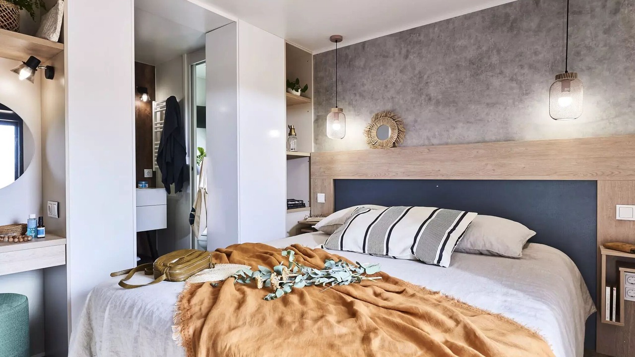 Photo of Bedroom in Crecy-la-Chapelle