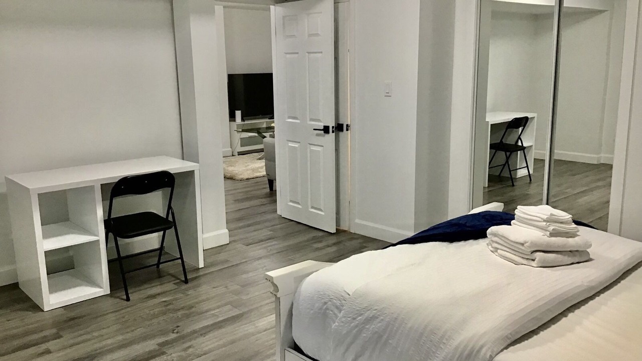 Photo of Bedroom in Halton Regional Municipality