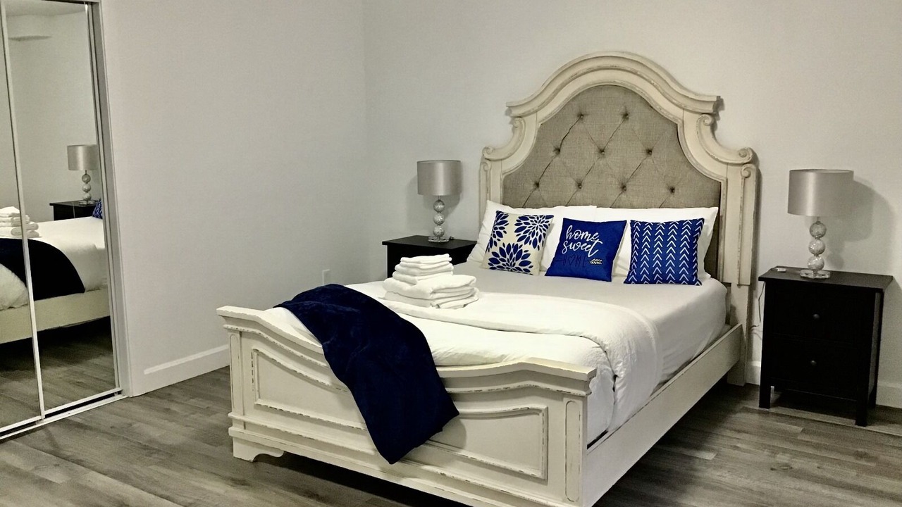 Photo of Bedroom in Halton Regional Municipality