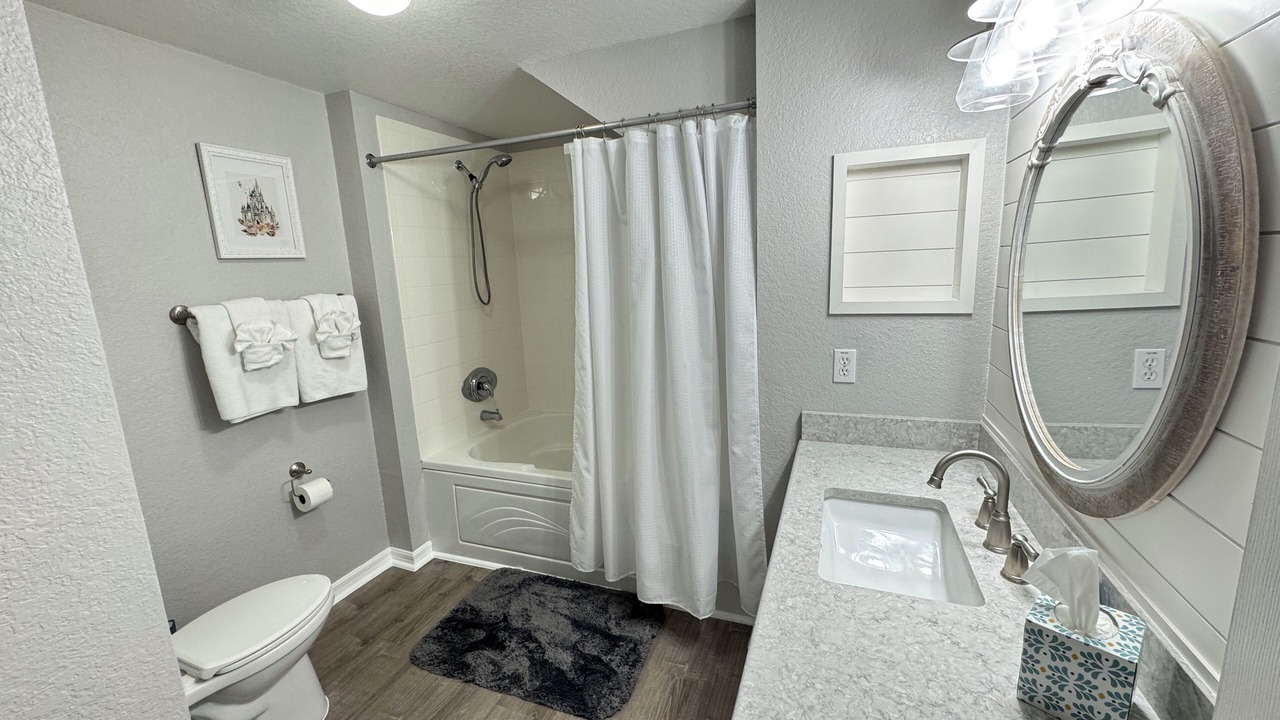 Photo of Bathroom in Venetian Bay Villages