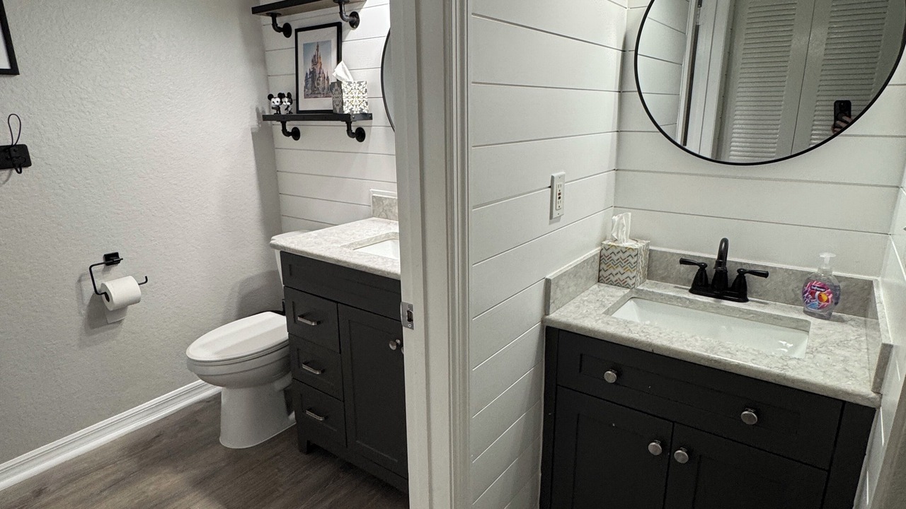 Photo of Bathroom in Venetian Bay Villages