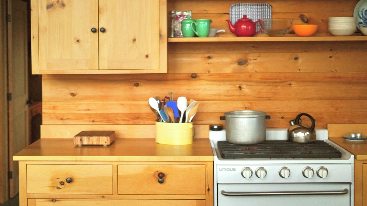 Photo of Kitchen in Unorganized Centre Parry Sound