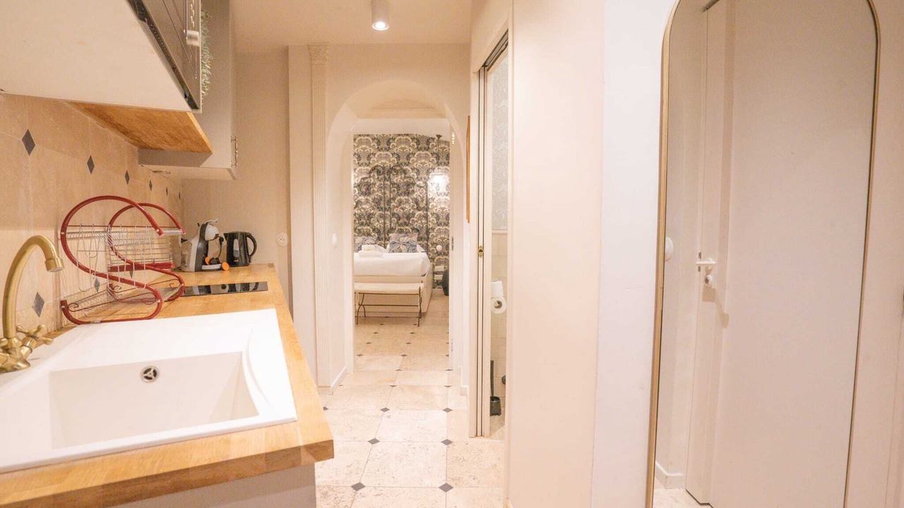 Photo of Bathroom in Parc-de-Montsouris