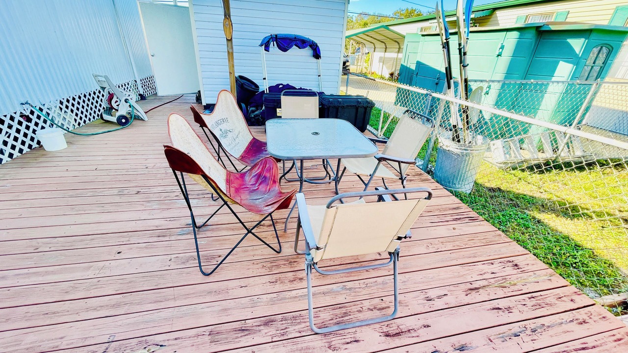 Photo of Outdoor in Weeki Wachee Gardens