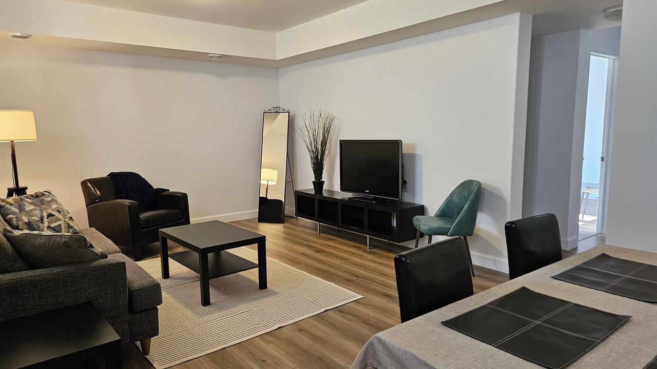 Photo of Livingroom in Amherstview