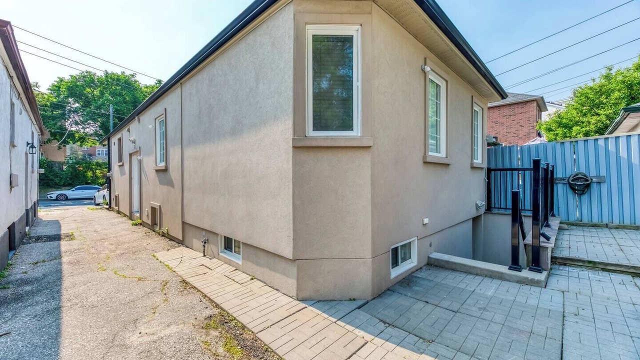 Photo of Outdoor in Keelesdale - Eglinton West