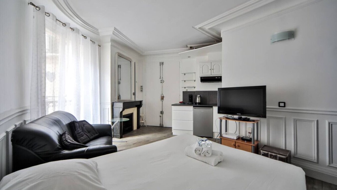 Photo of Bedroom in Notre-Dame-des-Champs