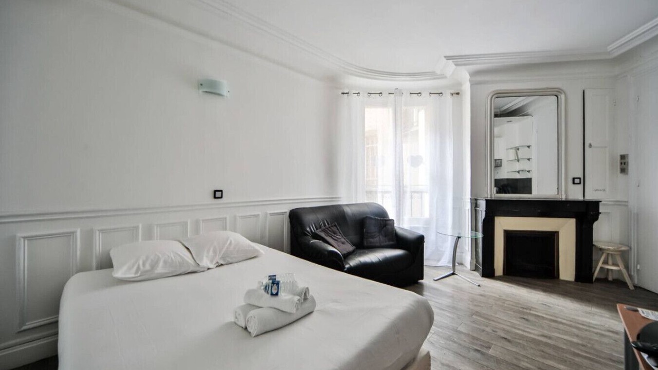 Photo of Bedroom in Notre-Dame-des-Champs