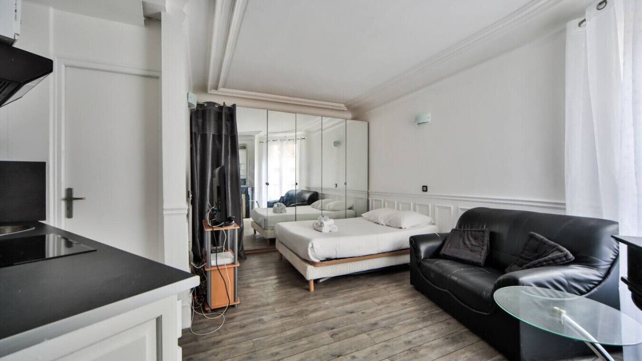 Photo of Bedroom in Notre-Dame-des-Champs